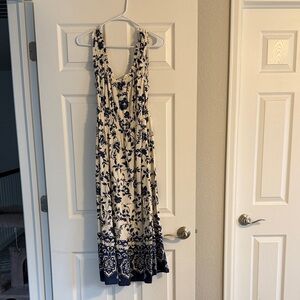 NWT Lucky Brand Cream and Blue Floral Maxi Dress